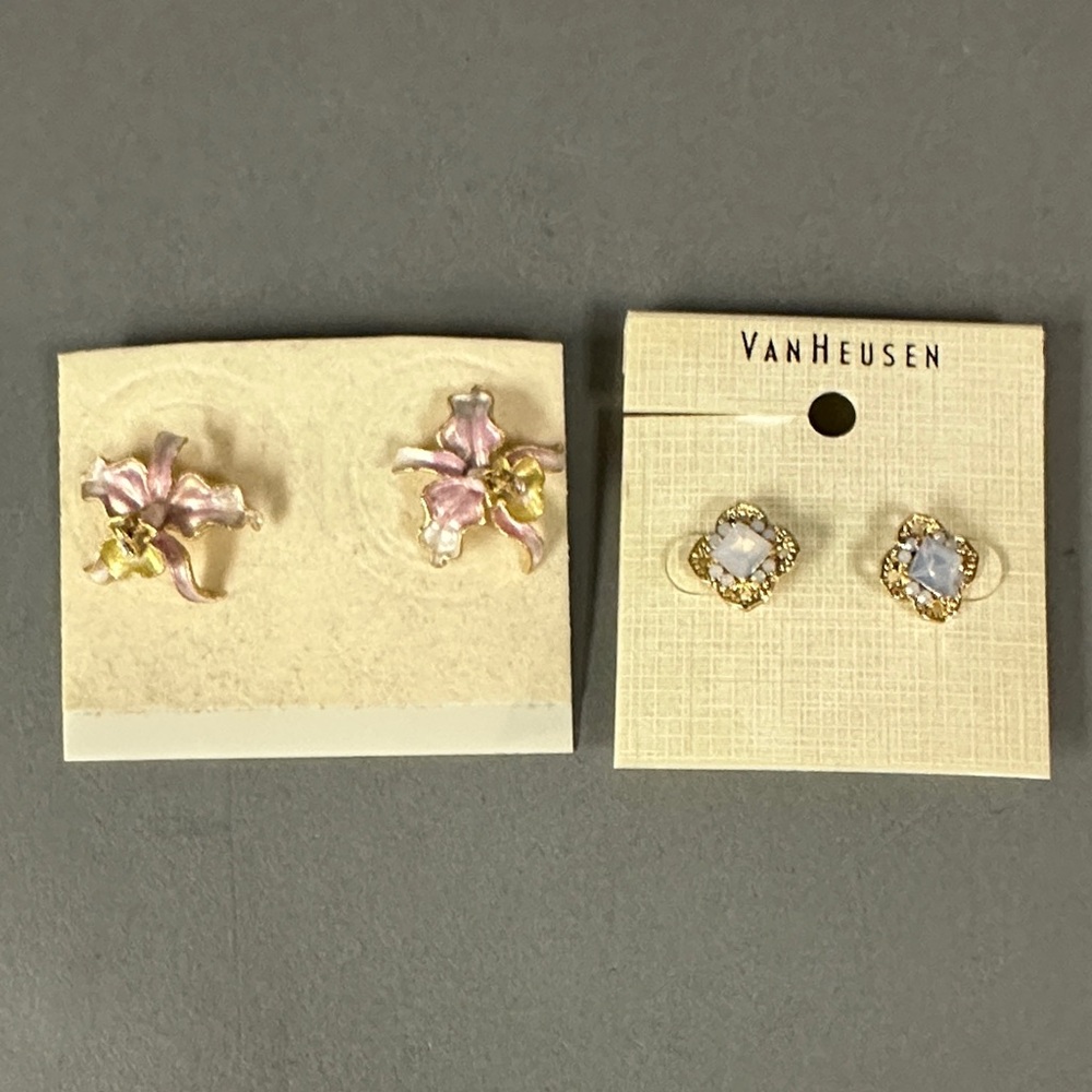 Bundle of Two pair Van Heusen and Pink Floral Earrings NWT